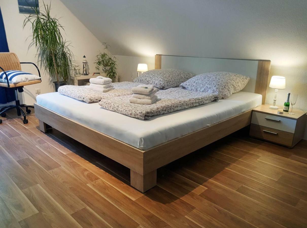 Charmante Ferienwohnung 3 Zimmer Kueche Bad Zentrale Lage Hagen im Bremischen Ngoại thất bức ảnh